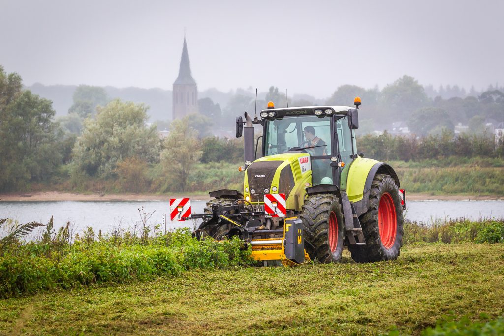 Trekker | Groen | Groen onderhoud | Limburg | Heerlen | Machinist