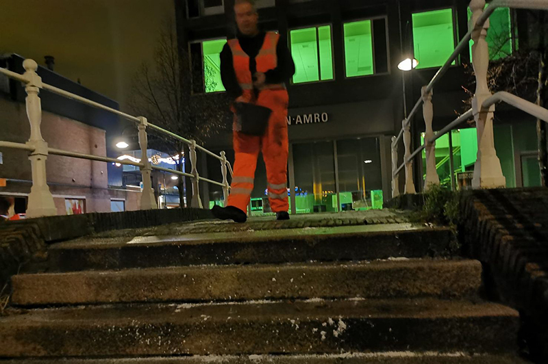 Gladheidsbestrijding | sneeuwval | sneeuwschuiven | sneeuw schuiven | stooien | zout strooien | winterwerk | Rotterdam | Utrecht | gemeente Delft